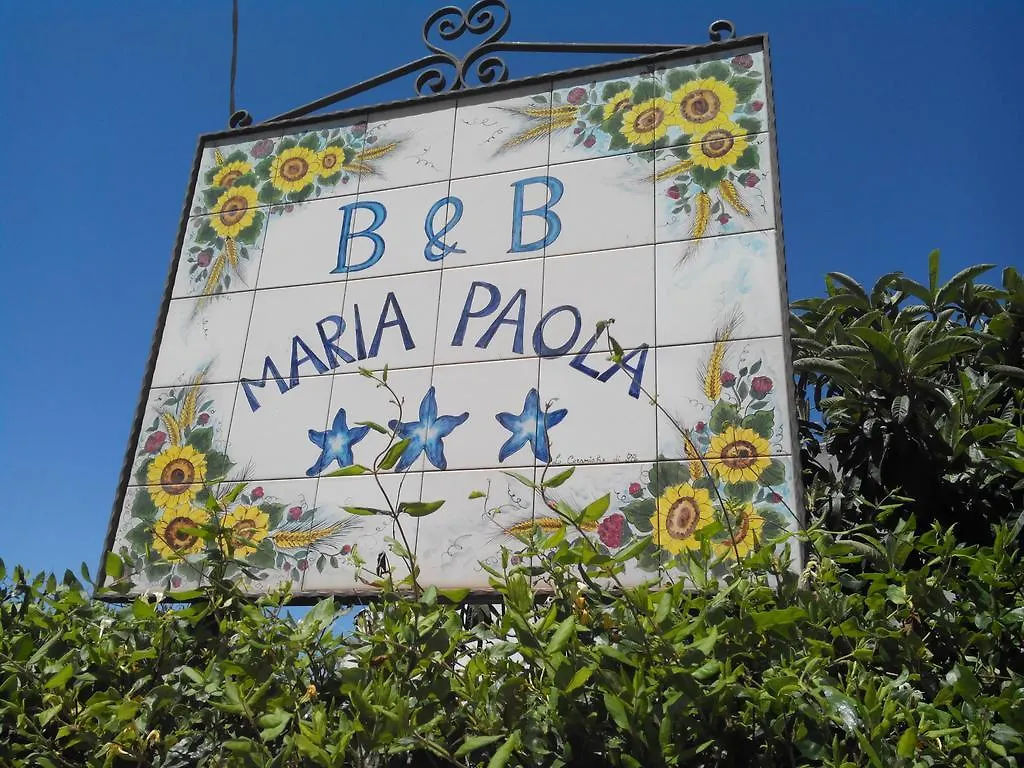 B&B Maria Paola Castelluzzo Bed & Breakfast